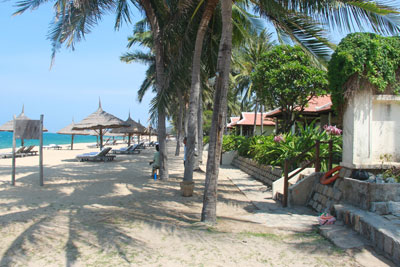 Xử phạt hành chính Khu nghỉ mát Ana Mandara 25 triệu đồng