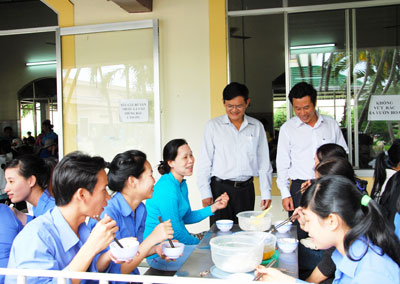 Chăm lo tốt đời sống công nhân