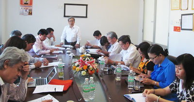 Đồng chí Lê Xuân Thân phát biểu tại buổi làm việc. 