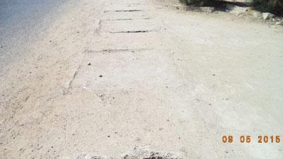 Đã khắc phục nắp bê tông rãnh thoát nước trước cổng trường