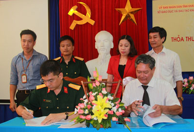 Viettel Khanh Hoa provides IT support for schools