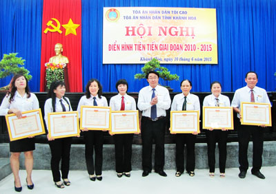 7 thẩm phán nhận danh hiệu Thẩm phán giỏi năm 2014