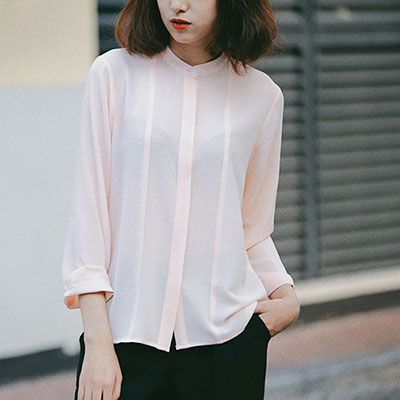 Ngắm nghía những chiếc áo sơ mi mát lạnh ngày hè