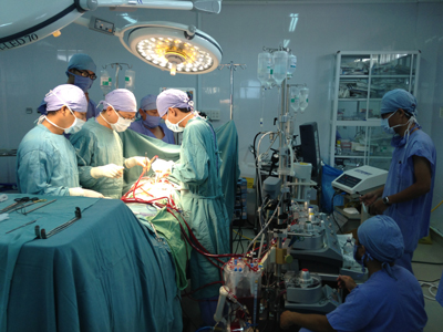 Phẫu thuật tim hở cấp cứu thành công bệnh nhân bị khối u trong tim đe dọa tử vong