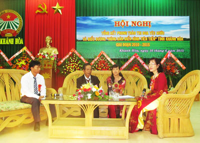 Khởi sắc phong trào thi đua của nông dân