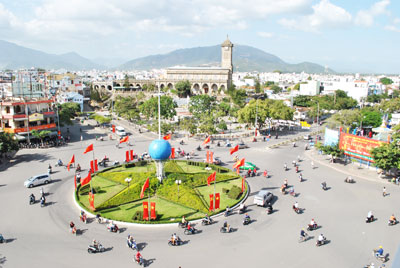 Đảo giao thông Ngã Sáu sẽ được trang trí đẹp trong dịp Festival Biển.