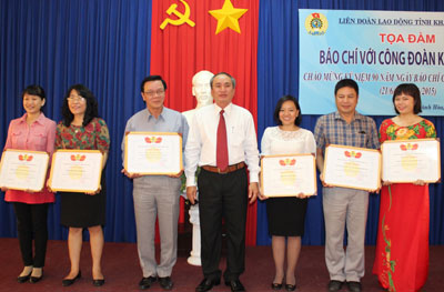 Tọa đàm Báo chí với công đoàn Khánh Hòa