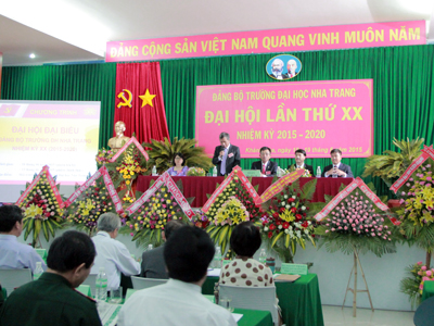 Quang cảnh đại hội