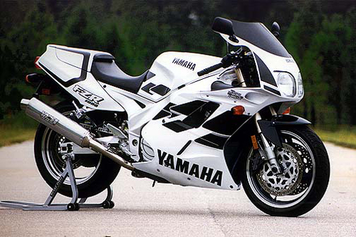 Yamaha FZR1000 - đỉnh cao xế độ