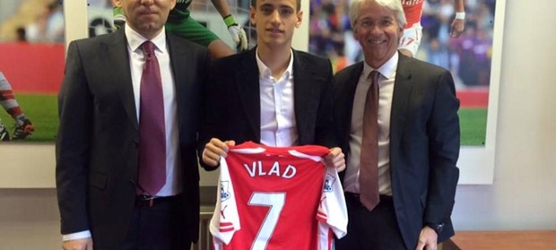 Vlad Dragomir đã ký hợp đồng với Arsenal. Ảnh: Internet.