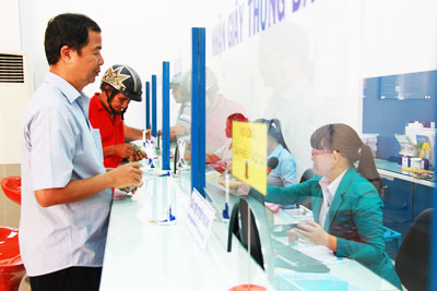 Tích cực đổi mới cách thu tiền điện