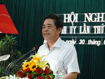 "Tổ chức tốt đại hội đảng cấp huyện và tương đương, tiến tới Đại hội Đảng bộ tỉnh lần thứ XVII…" (*)