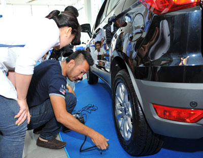 Những nguyên tắc để lái xe an toàn và tiết kiệm nhiên liệu