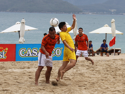 Các cầu thủ tranh tài tại giải