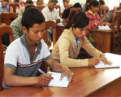 Chú trọng phát triển đảng viên người dân tộc thiểu số