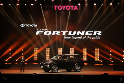 Ra mắt Toyota Fortuner 2016, giá từ 711 triệu tại Thái Lan