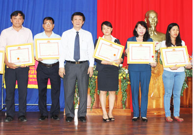 Cục Thuế tỉnh Khánh Hòa tuyên dương người nộp thuế