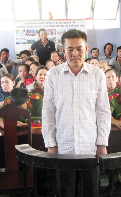 Bị cáo Nguyễn Dưỡng.