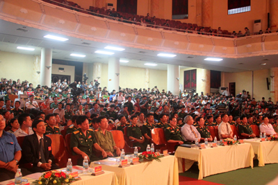 Khai mạc Liên hoan Nghệ thuật quần chúng Lực lượng vũ trang và thanh niên, sinh viên lần thứ VIII năm 2015 (khu vực II)