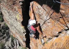 Lần đầu tiên tổ chức leo núi bán nhân tạo cao nhất Việt Nam