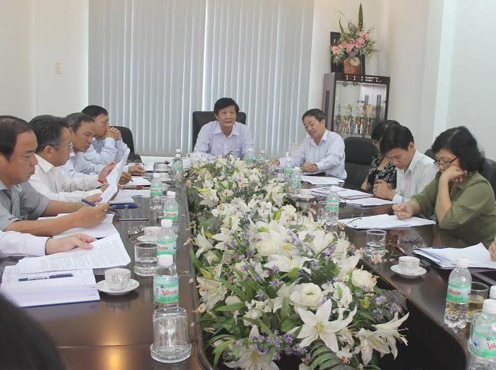 Quang cảnh buổi làm việc