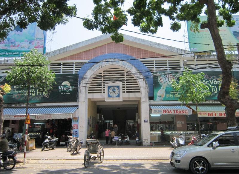 Chợ Đầm và chợ Xóm Mới phải cải tạo, nâng cấp