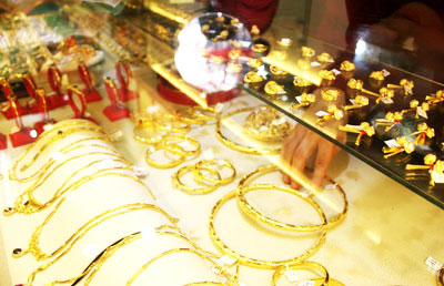 Cuối tuần, vàng tăng giá