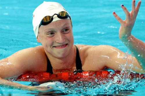 Ledecky như không thể tin nổi vào việc phá kỷ lục. Ảnh: Reuters