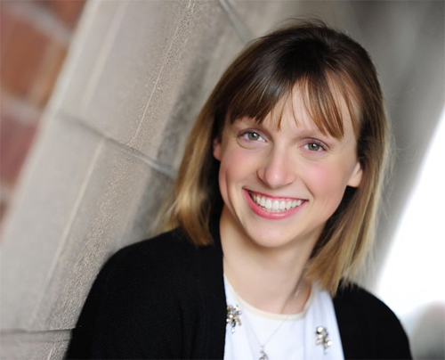 Ledecky còn trẻ và nhiều năm thi đấu đỉnh cao.