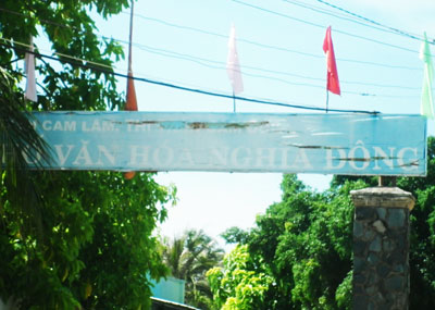 Cần thay mới cổng chào