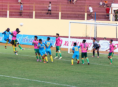 Sanna Khánh Hòa giành chiến thắng trong thế khó