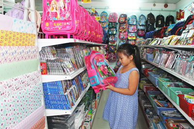 Đồ dùng học tập vào mùa