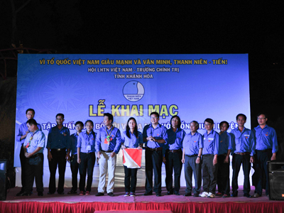 Khai mạc lớp tập huấn cho 200 cán bộ hội