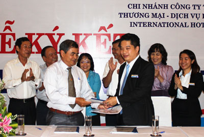 Ký kết thỏa ước lao động tập thể tại doanh nghiệp chưa có tổ chức công đoàn