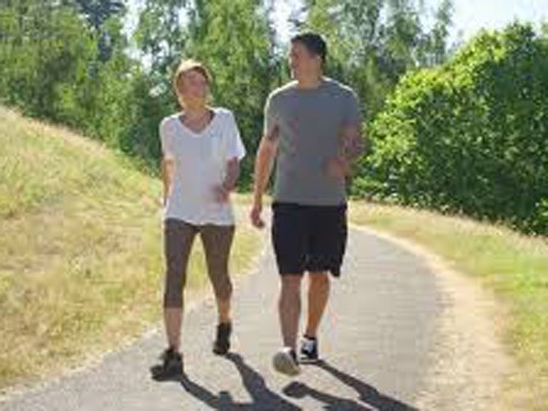 Muốn giảm nguy cơ suy tim, hãy đi bộ 20 phút/ngày