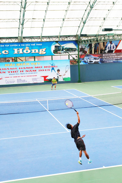 Các tay vợt tranh tài tại giải