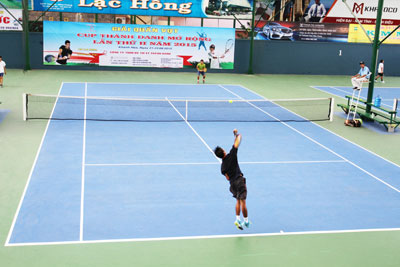 Giải quần vợt cúp Thành Danh: Hấp dẫn sân chơi xã hội hóa