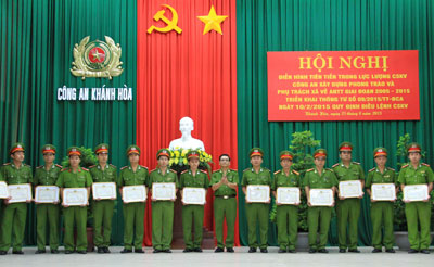 Công an tỉnh Khánh Hòa: Khen thưởng 4 tập thể và 21 cá nhân