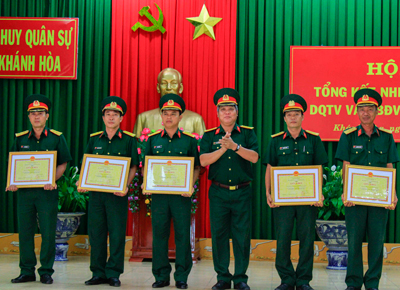 Tổng kết nhiệm vụ huấn luyện dân quân tự vệ và dự bị động viên