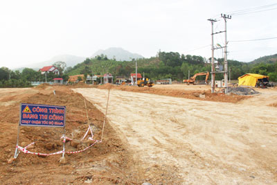 Khu tái định cư Đắc Lộc đang được gấp rút hoàn thành mặt bằng