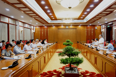 Làm việc với đoàn công tác của Ban Thường vụ Tỉnh ủy Khánh Hòa