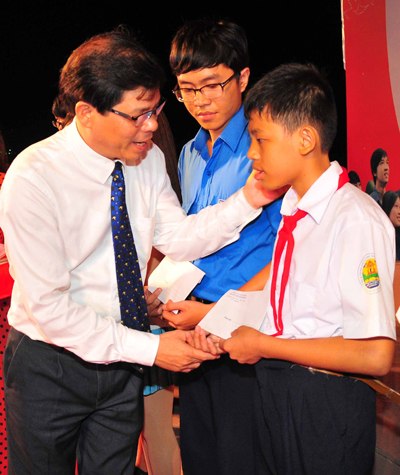 3.000 đoàn viên, thanh niên giao lưu nghệ thuật Thanh niên tham gia xây dựng văn minh đô thị