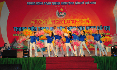 Một tiết mục văn nghệ trong đêm giao lưu