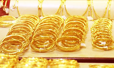 Giá vàng tiếp đà giảm nhẹ