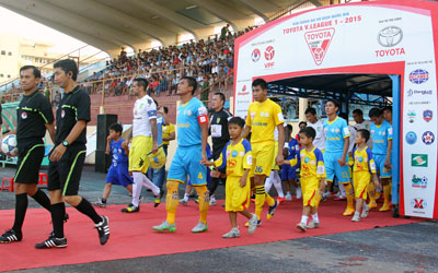 Sanna Khánh Hòa - Biển Việt Nam: Đứng dậy và bước tiếp