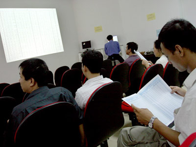 Đầu tuần, VN-Index giảm điểm