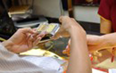 Giá vàng đang giảm