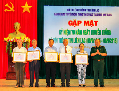 Gặp mặt kỷ niệm 70 năm ngày truyền thống Bộ đội Thông tin liên lạc