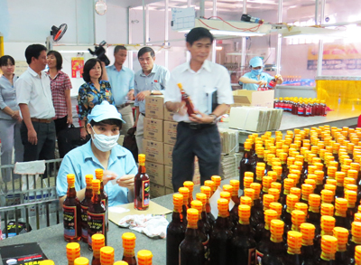 Đoàn giám sát kiểm tra tại Công ty Cổ phần Thủy sản 584