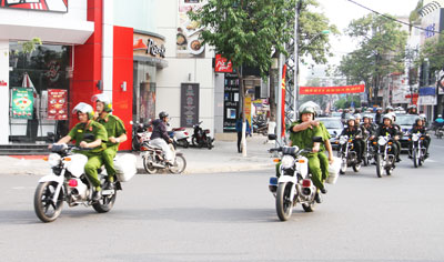 Lực lượng Cảnh sát bảo vệ và cơ động Công an tỉnh tuần tra, kiểm soát địa bàn